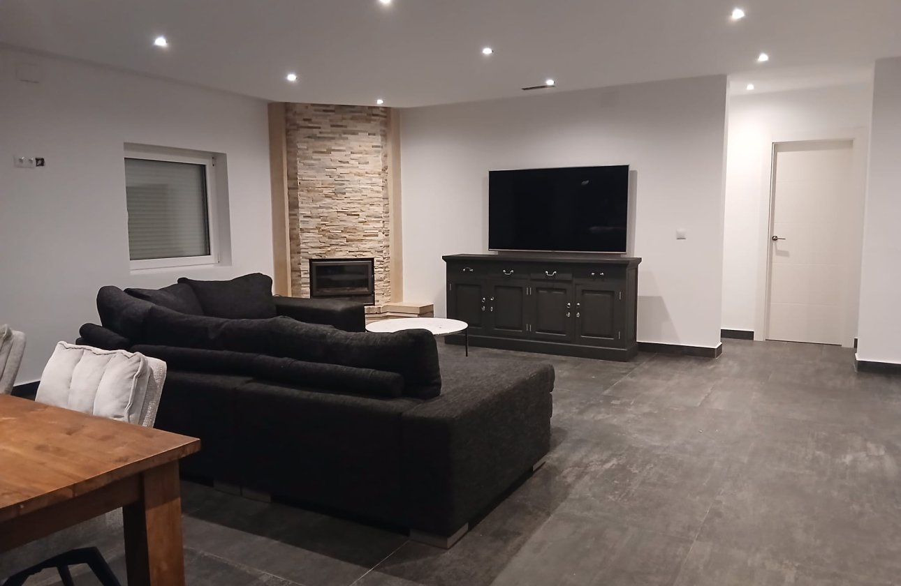 Resale - Villa -
Cabo Roig - Costa Blanca