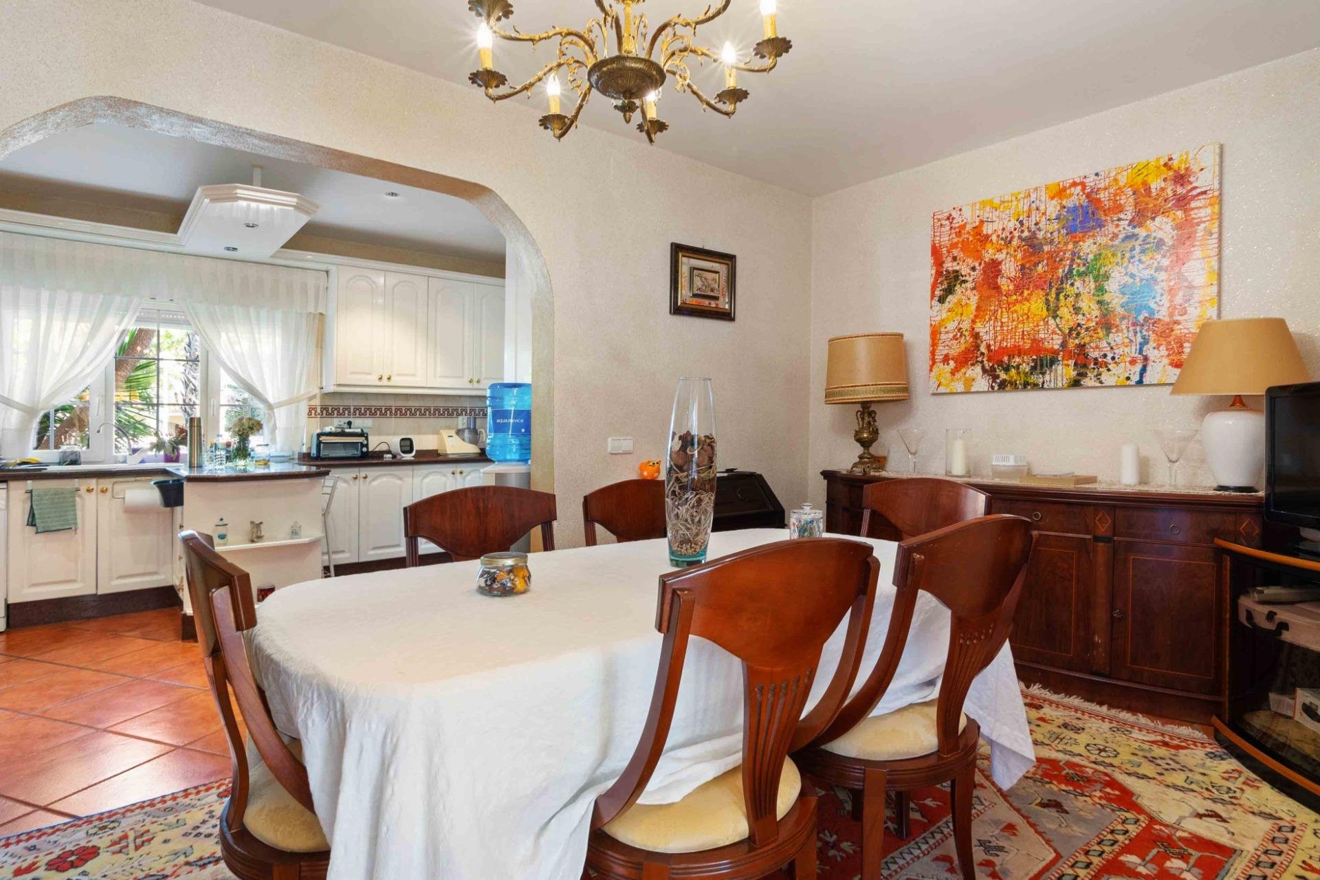 Resale - Villa -
Cabo Roig - Muy Cerca De La Playa