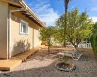 Resale - Villa -
Cabo Roig - Muy Cerca De La Playa