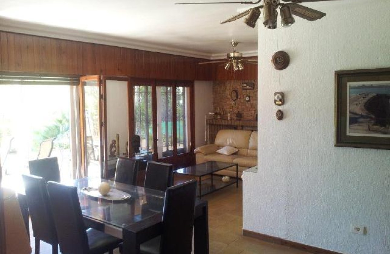 Resale - Villa -
Campoamor - Costa Blanca