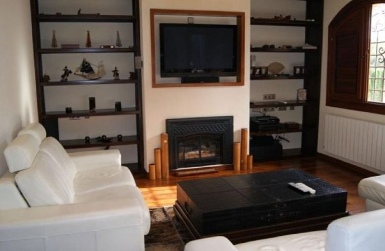 Resale - Villa -
Campoamor - Costa Blanca