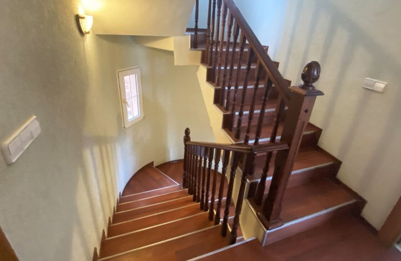 Resale - Villa -
Campoamor - Costa Blanca