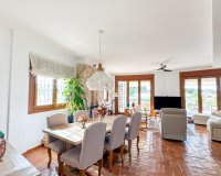 Resale - Villa -
Campoamor - Costa Blanca