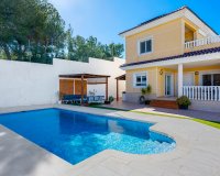Resale - Villa -
Ciudad De Las Comunicaciones - Costa Blanca