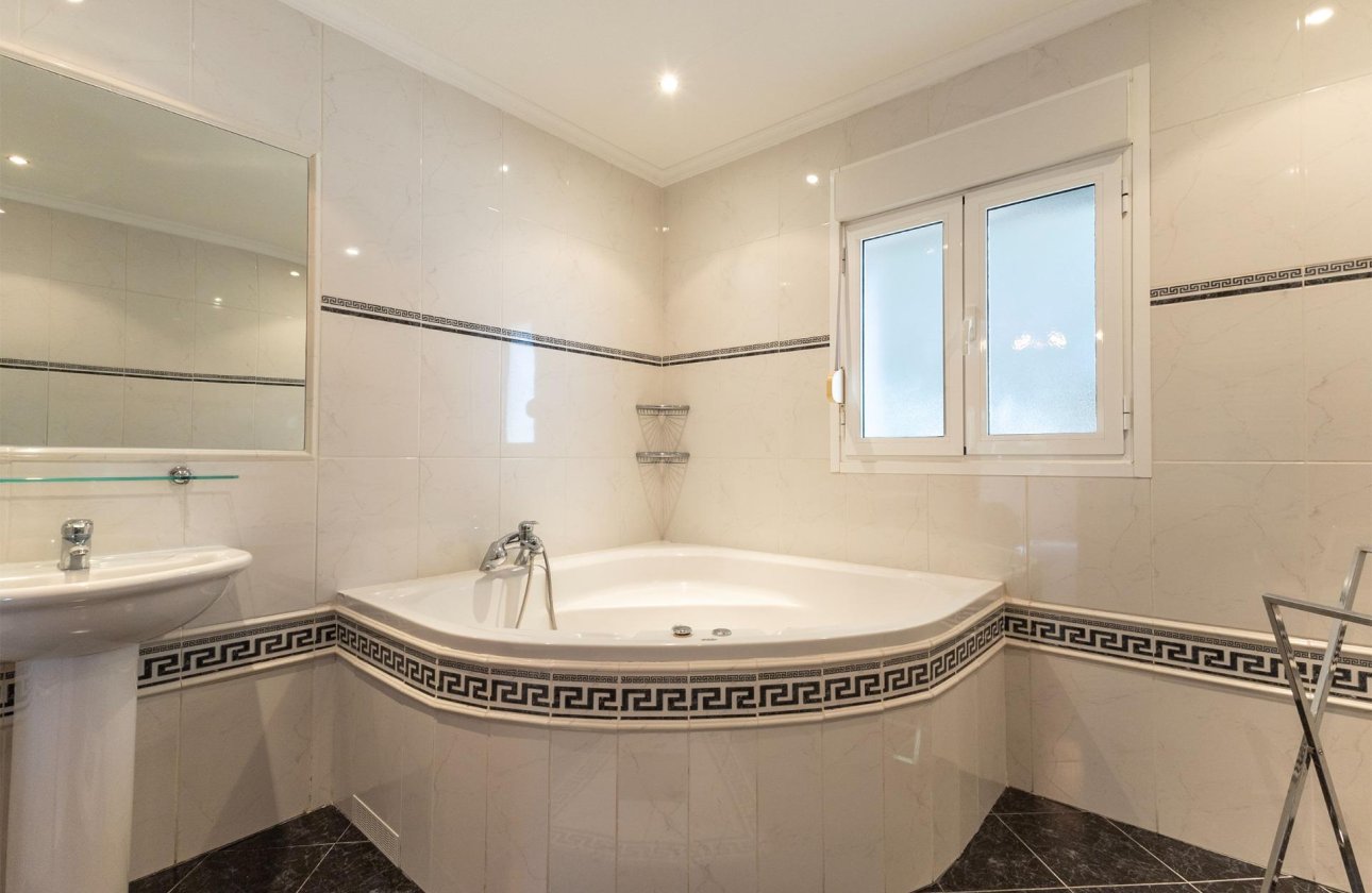 Resale - Villa -
Ciudad Quesada - Ciudad Quesada - Doña Pepa