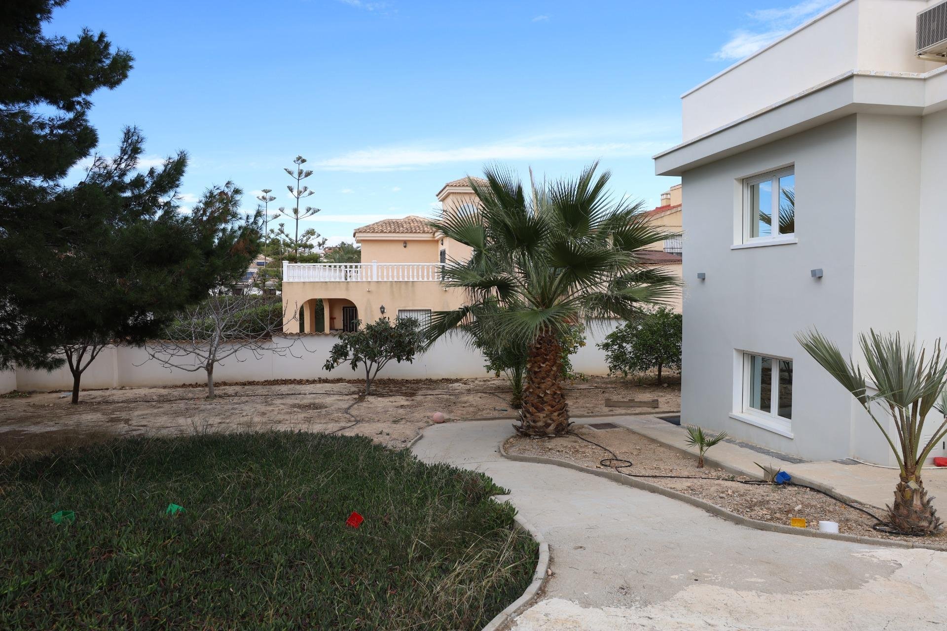 Resale - Villa -
Ciudad Quesada - Costa Blanca Sur