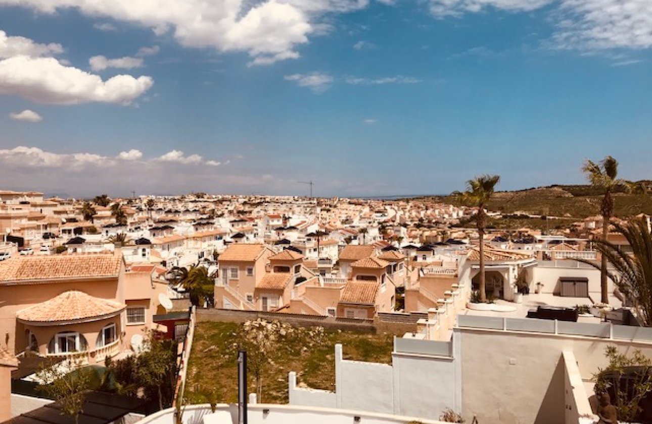 Resale - Villa -
Ciudad Quesada - Costa Blanca