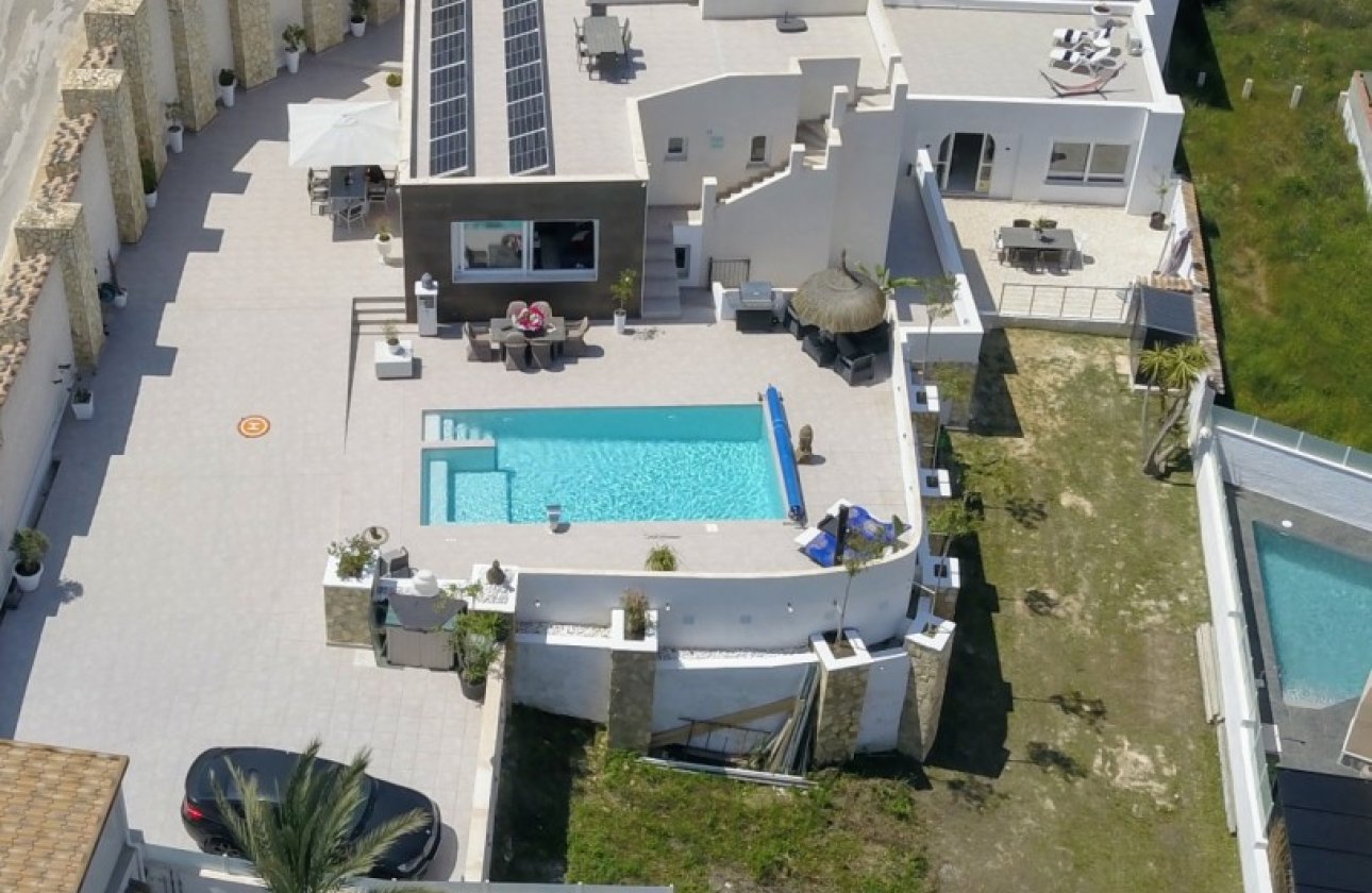 Resale - Villa -
Ciudad Quesada - Costa Blanca