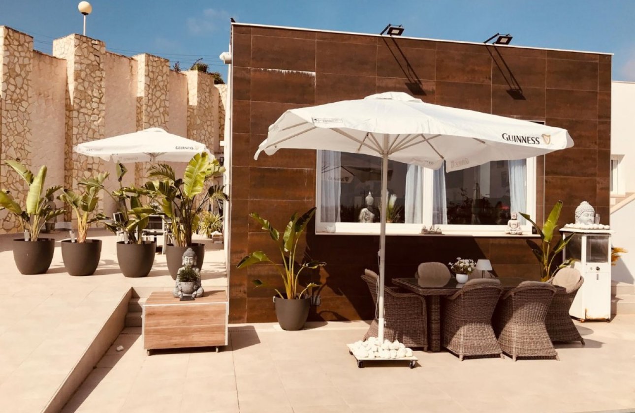 Resale - Villa -
Ciudad Quesada - Costa Blanca