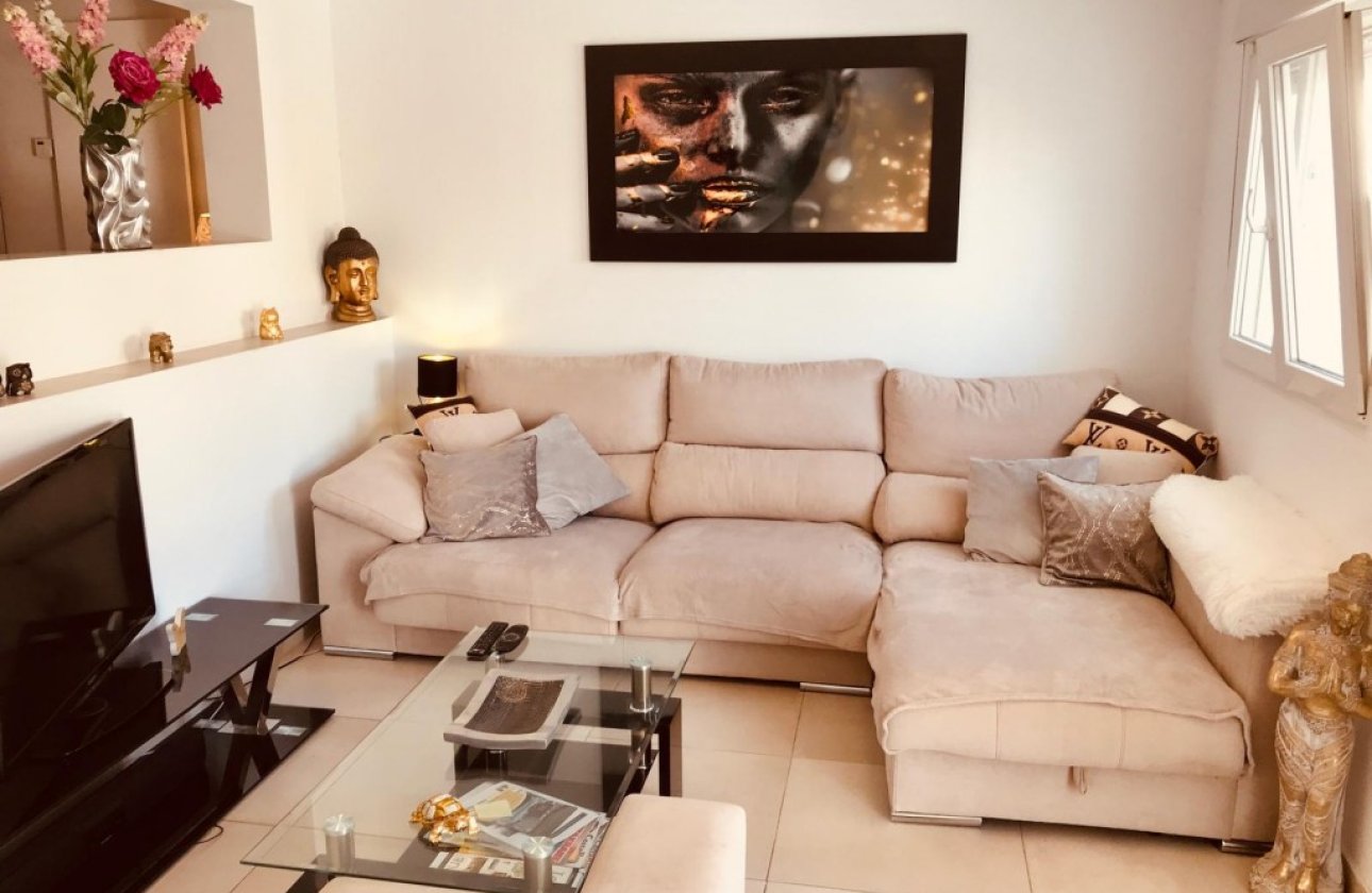 Resale - Villa -
Ciudad Quesada - Costa Blanca