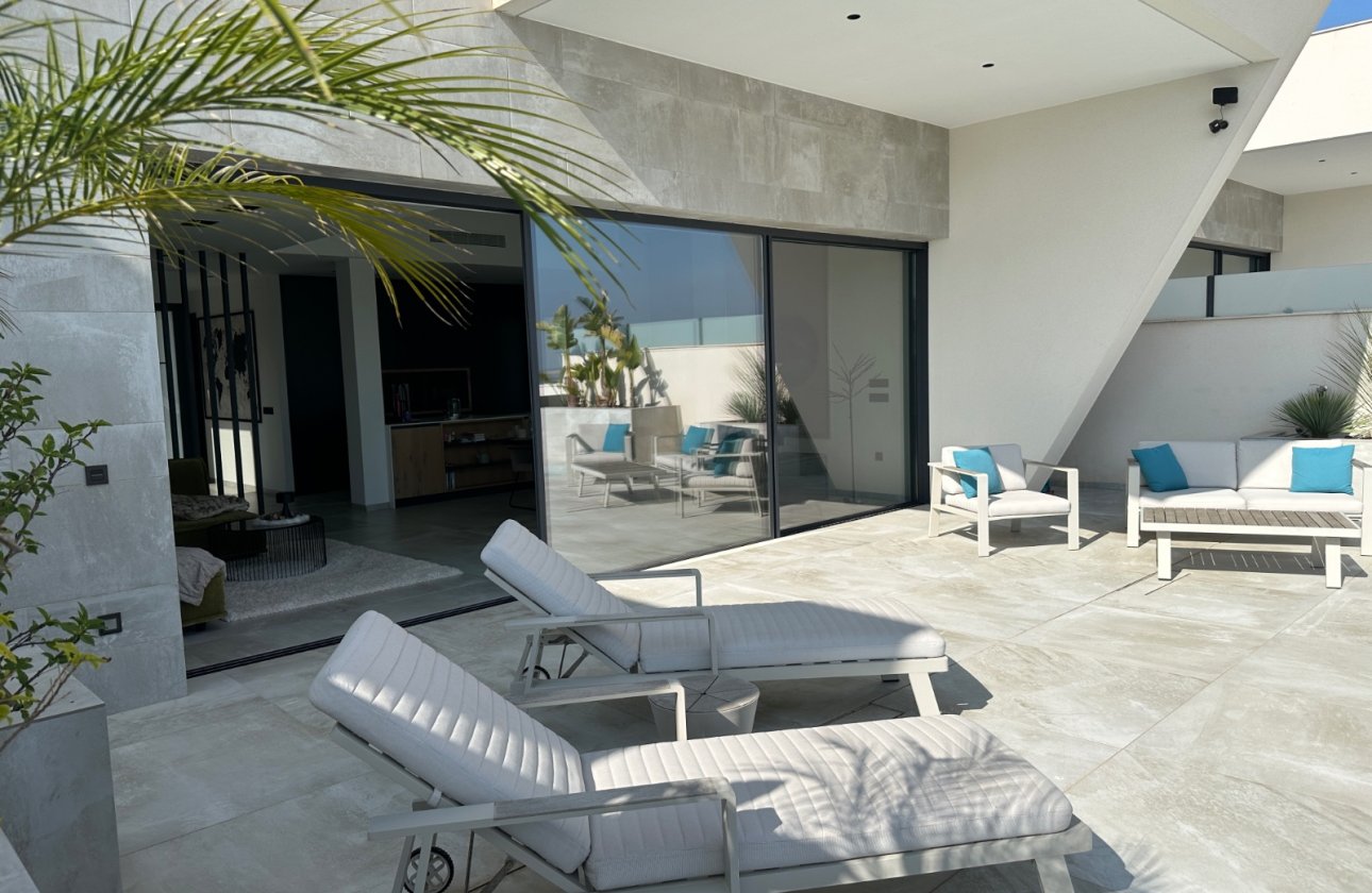 Resale - Villa -
Ciudad Quesada - Costa Blanca