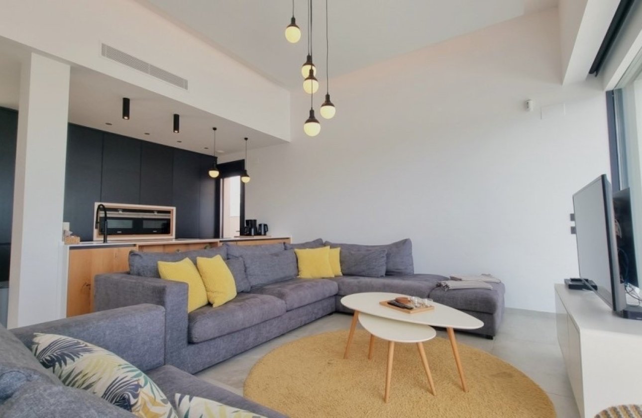 Resale - Villa -
Ciudad Quesada - Costa Blanca