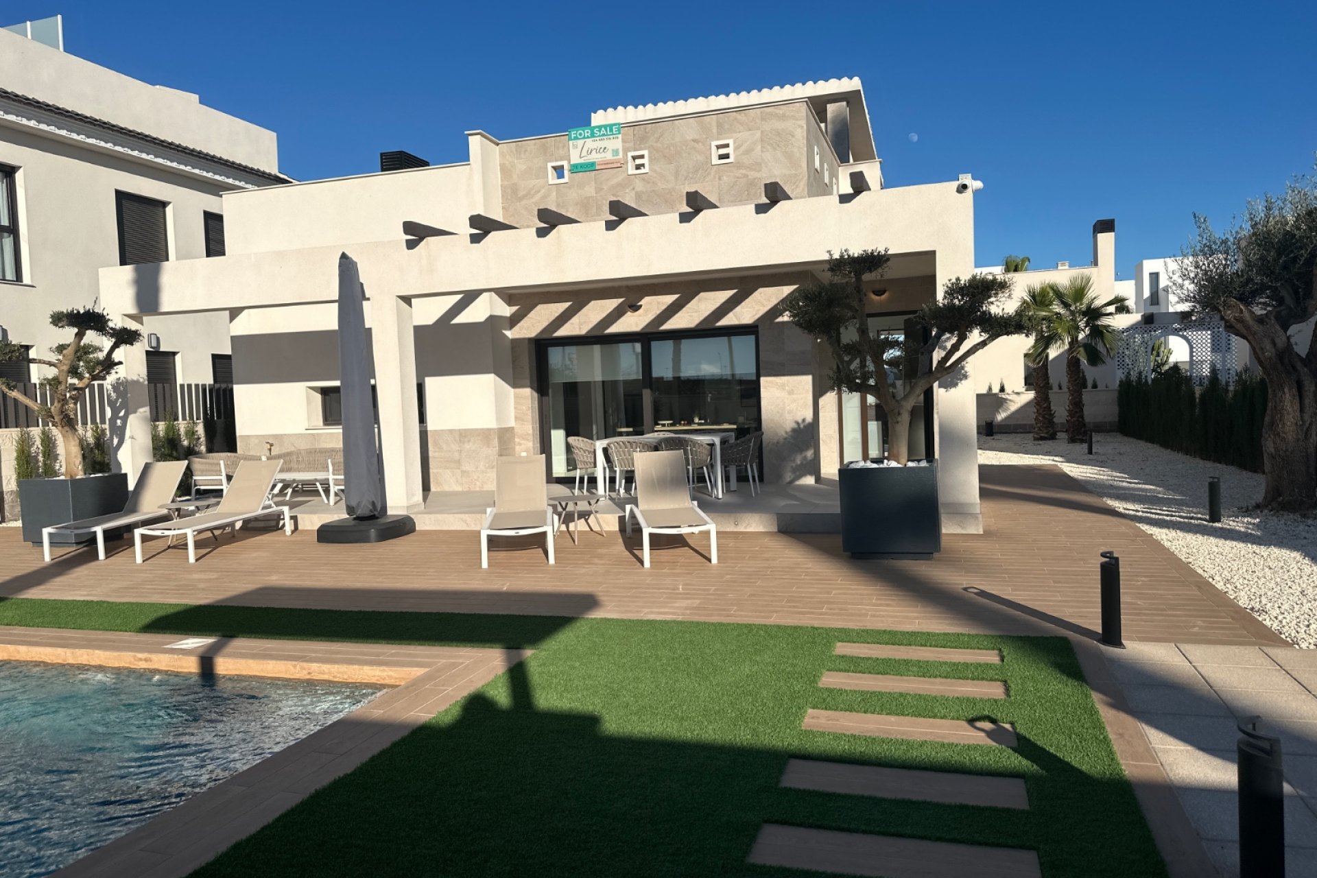 Resale - Villa -
Ciudad Quesada - Costa Blanca