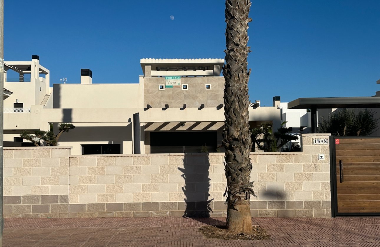 Resale - Villa -
Ciudad Quesada - Costa Blanca