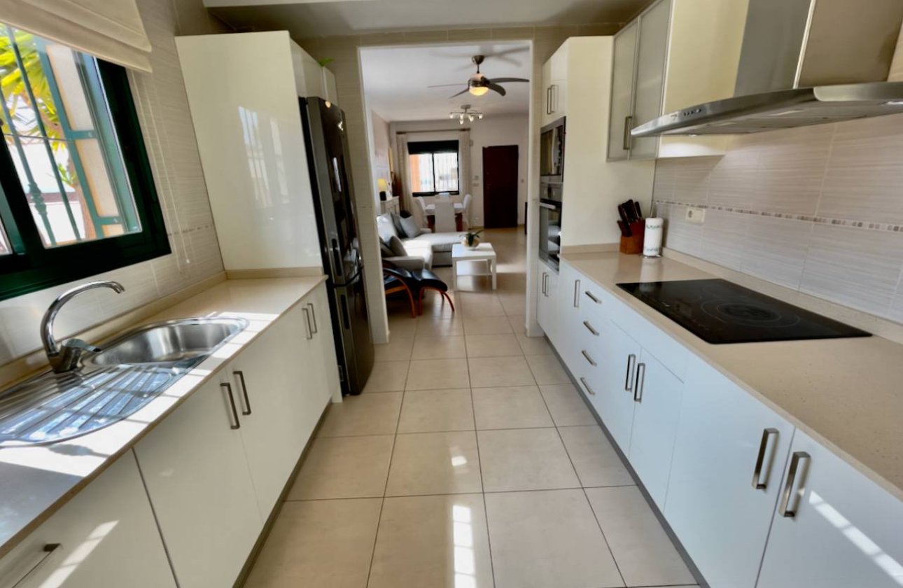 Resale - Villa -
Ciudad Quesada - Costa Blanca