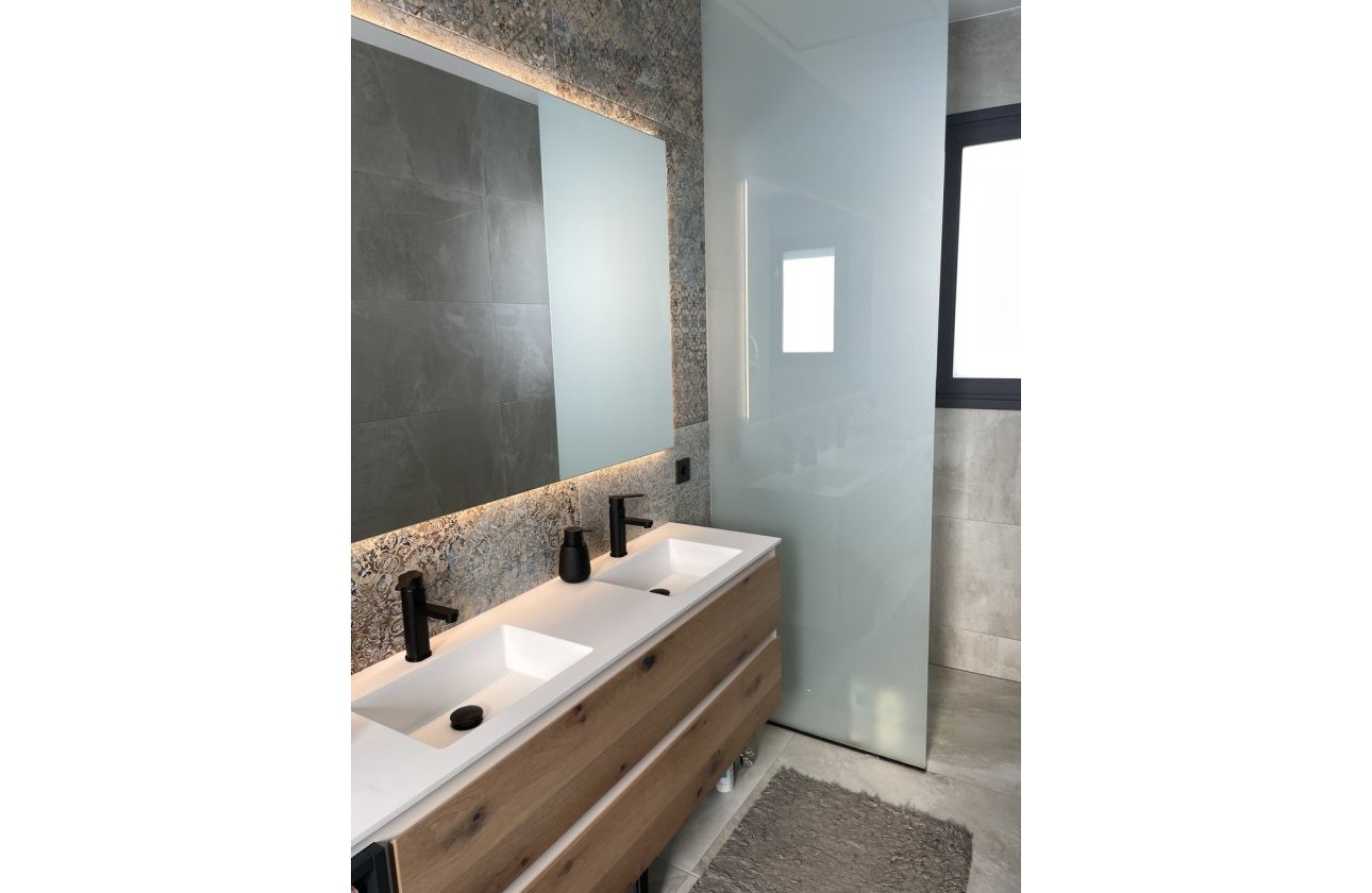 Resale - Villa -
Ciudad Quesada - Costa Blanca