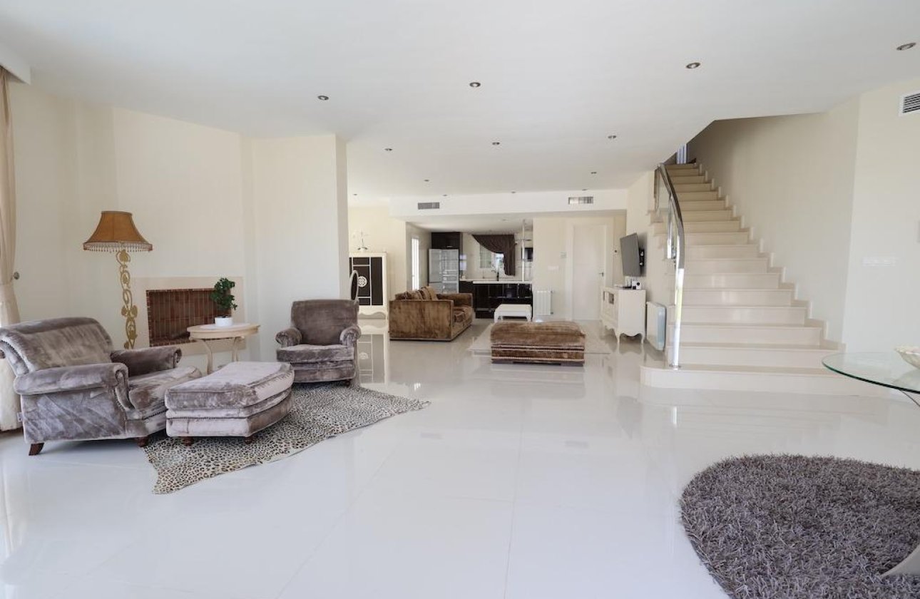 Resale - Villa -
Ciudad Quesada - Costa Blanca