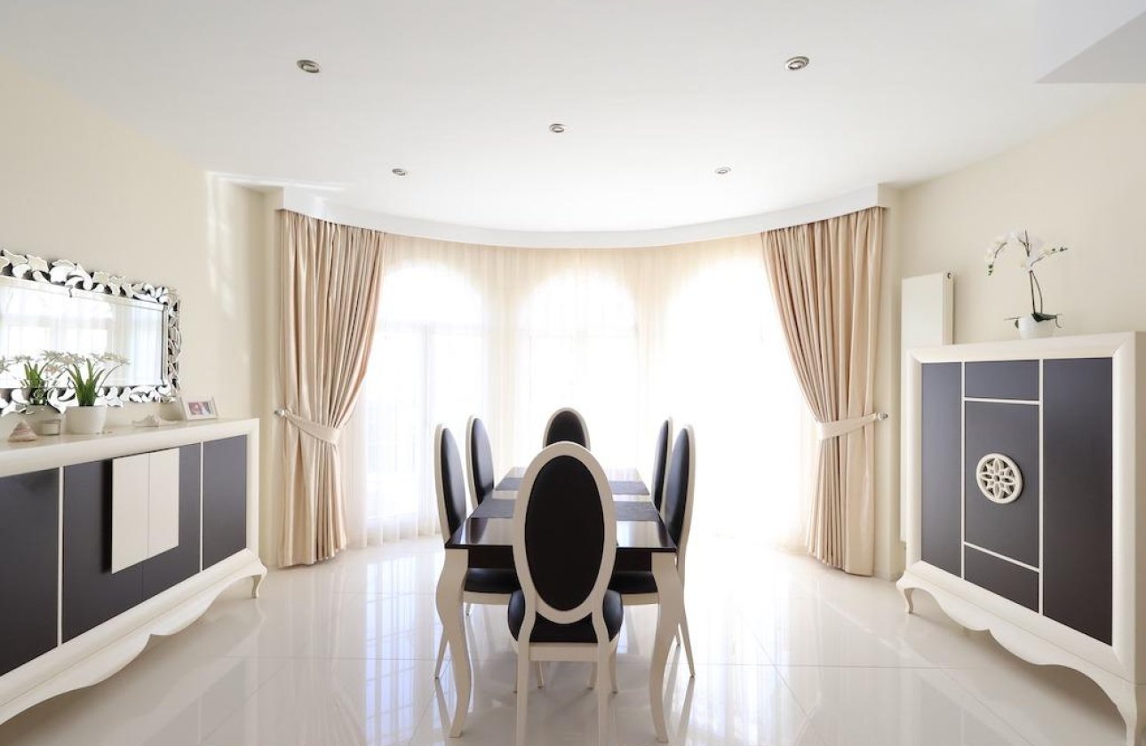 Resale - Villa -
Ciudad Quesada - Costa Blanca