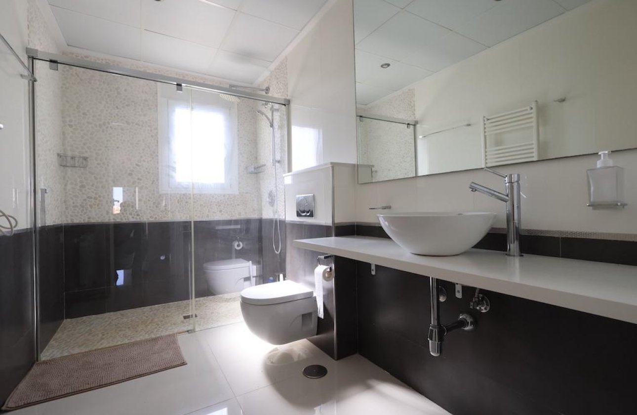 Resale - Villa -
Ciudad Quesada - Costa Blanca