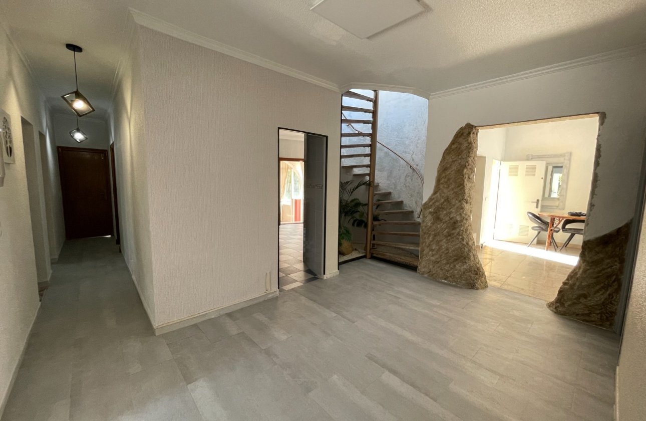 Resale - Villa -
Ciudad Quesada - Costa Blanca