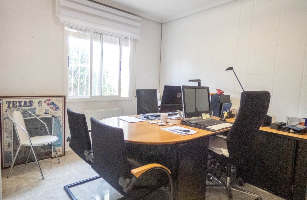 Resale - Villa -
Ciudad Quesada - Costa Blanca