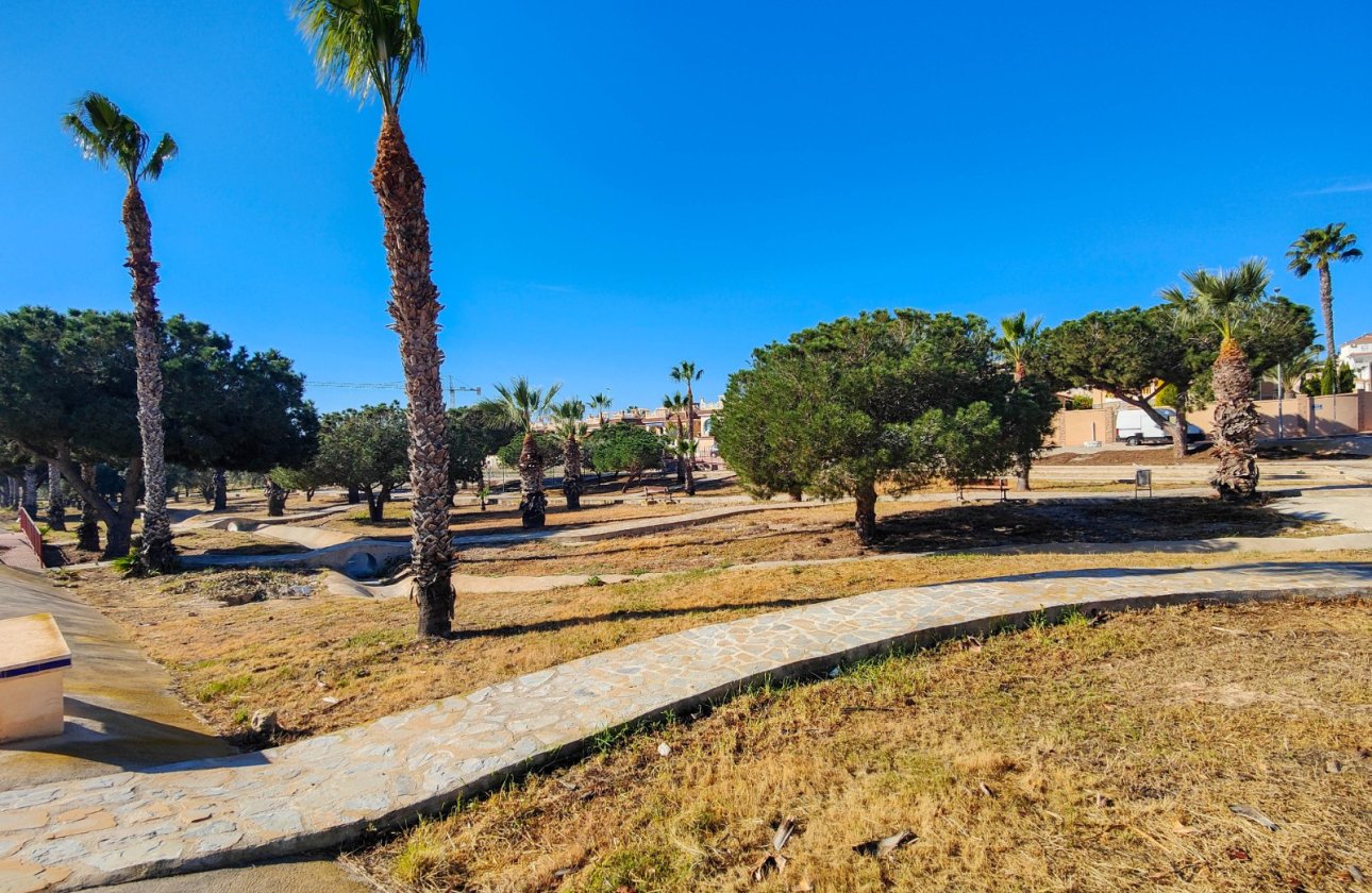 Resale - Villa -
Ciudad Quesada - Costa Blanca