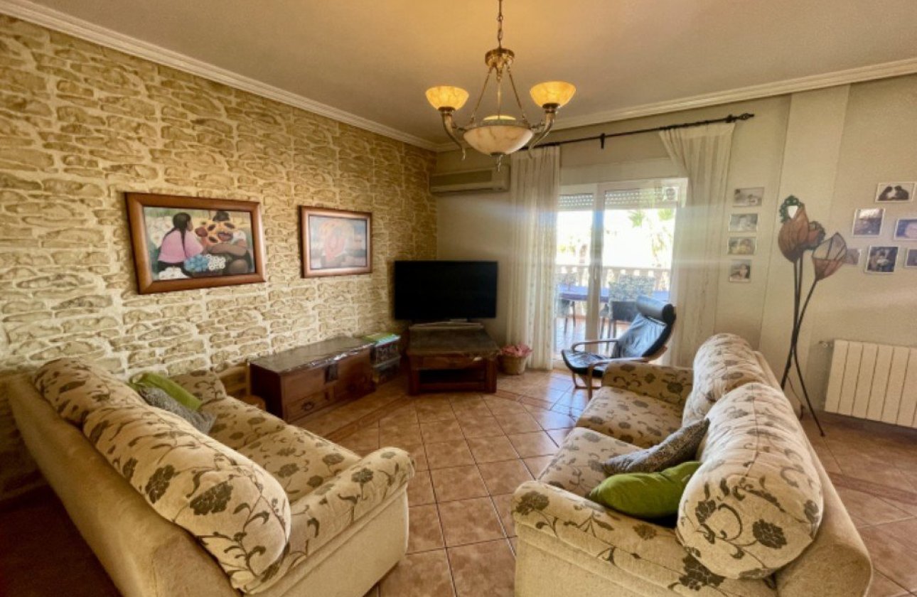 Resale - Villa -
Ciudad Quesada - Costa Blanca