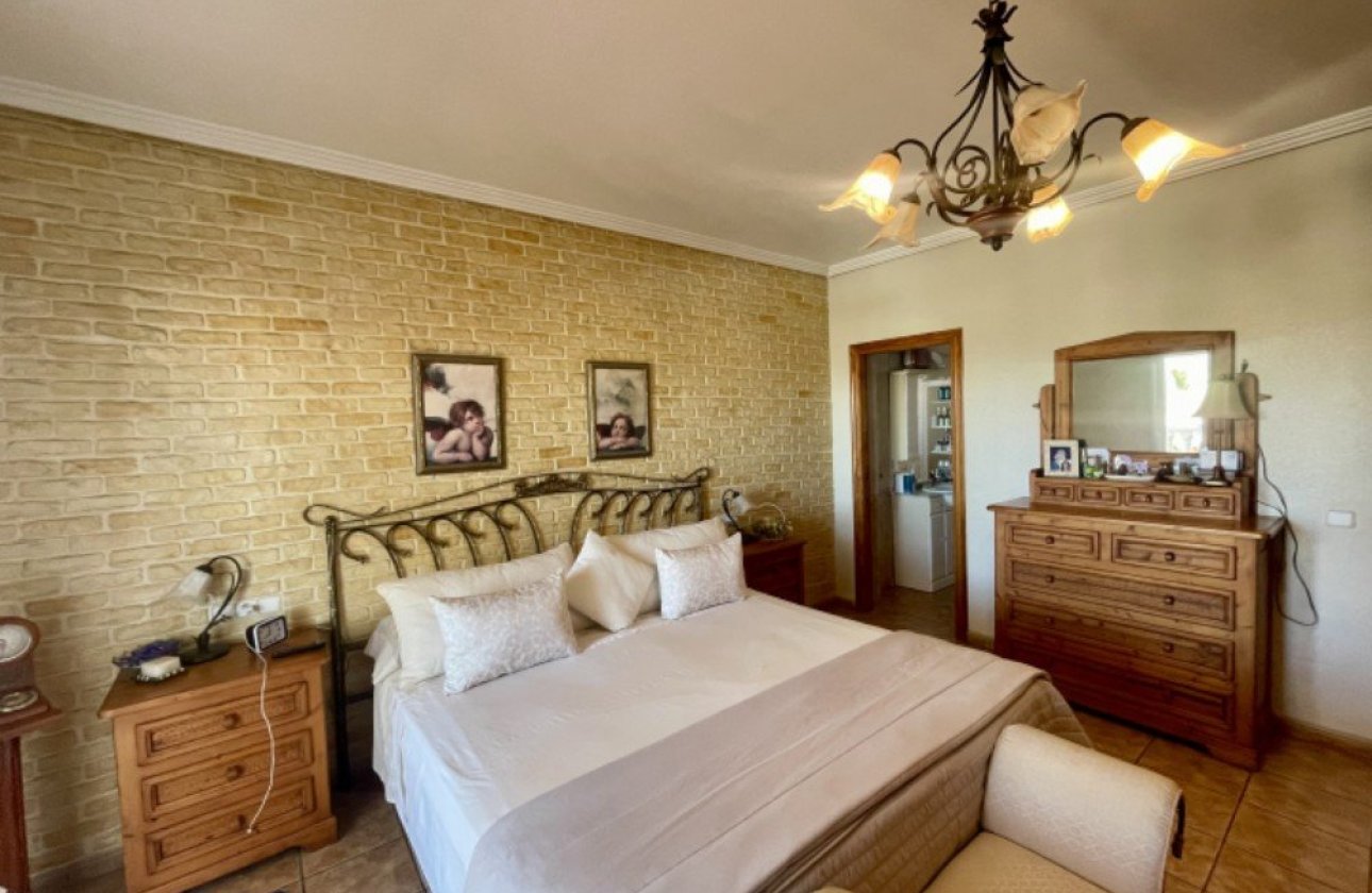 Resale - Villa -
Ciudad Quesada - Costa Blanca