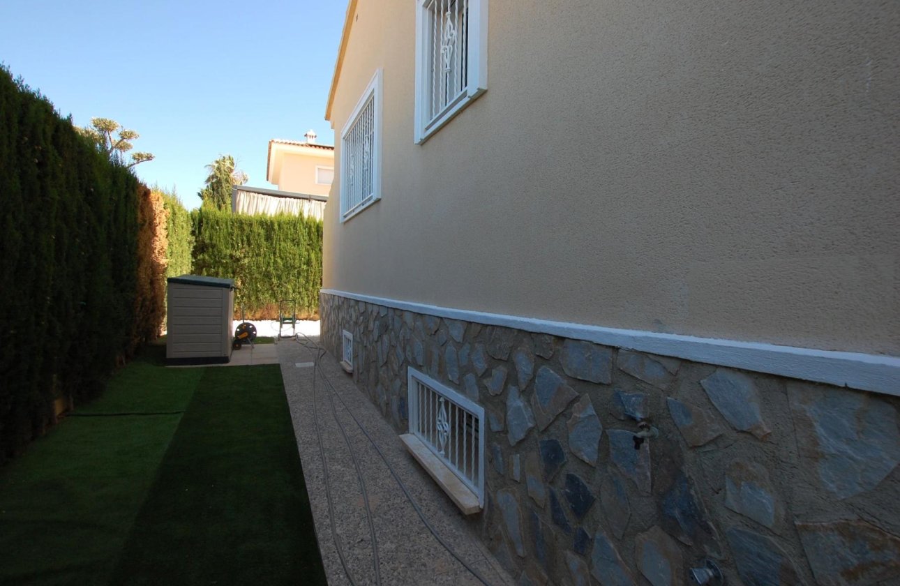 Resale - Villa -
Ciudad Quesada - Costa Blanca