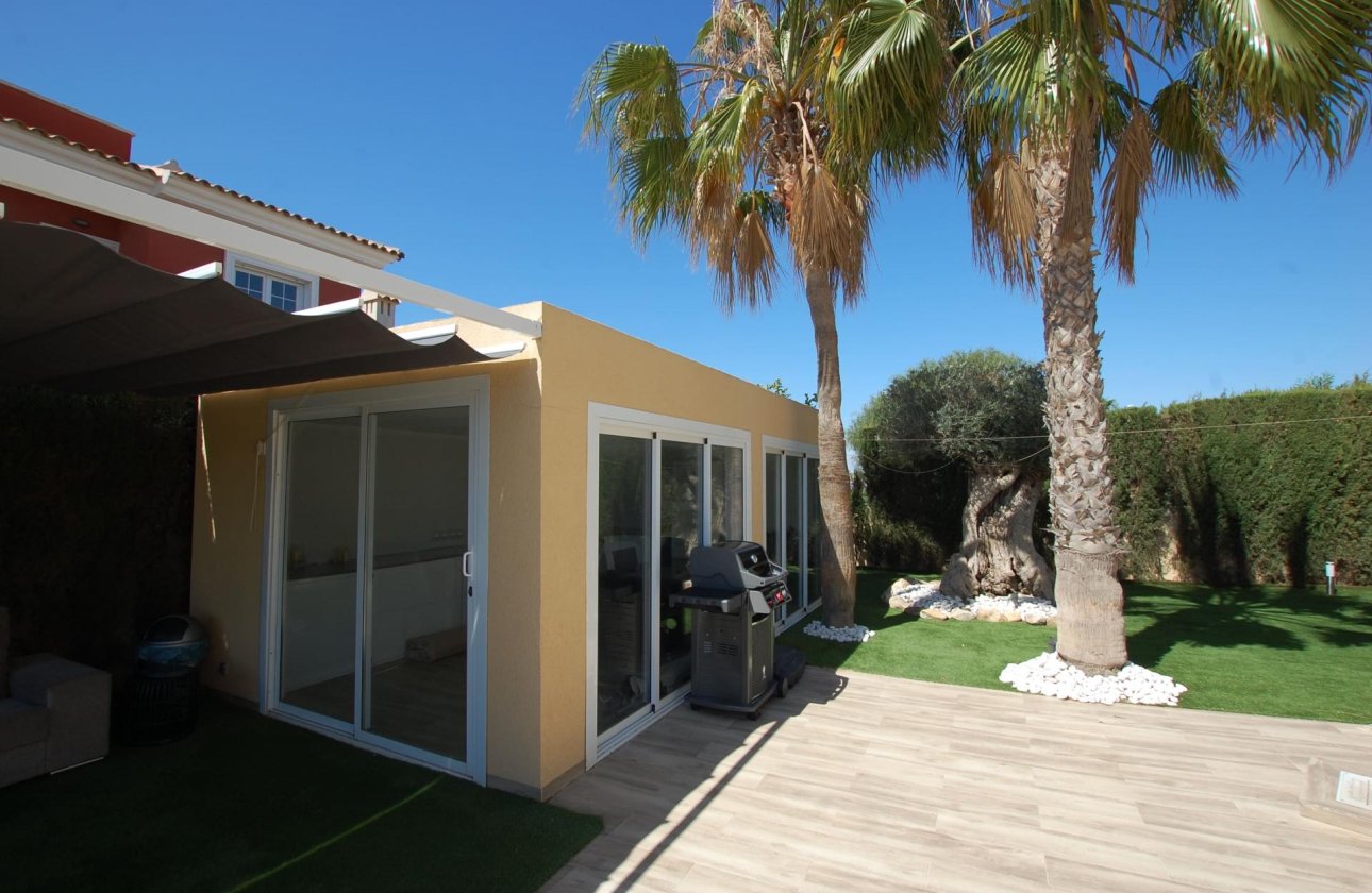 Resale - Villa -
Ciudad Quesada - Costa Blanca