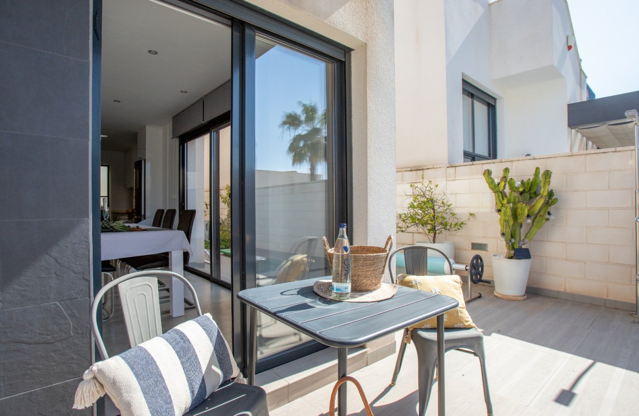 Resale - Villa -
Ciudad Quesada - Costa Blanca