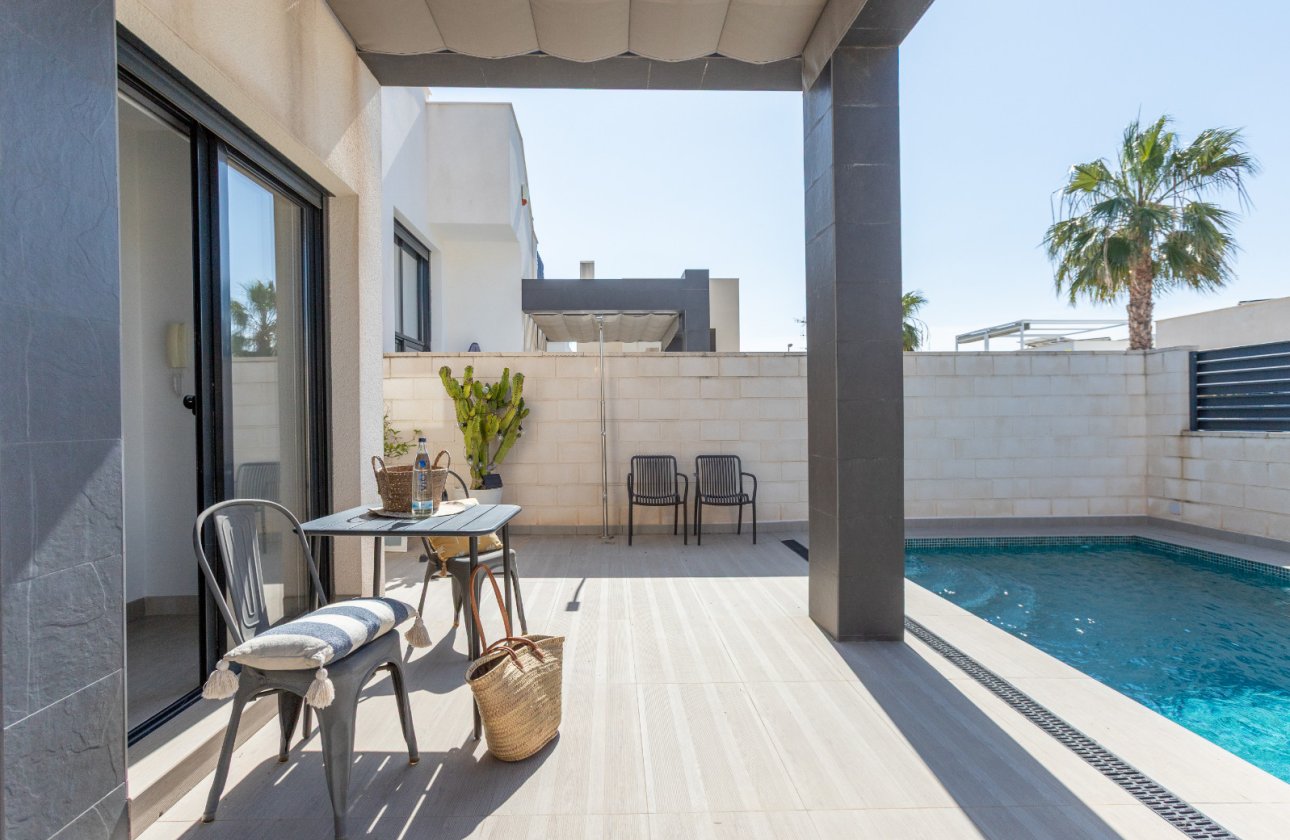 Resale - Villa -
Ciudad Quesada - Costa Blanca