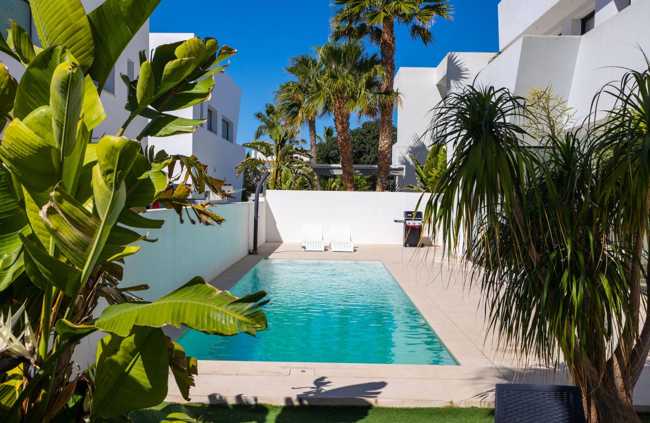 Resale - Villa -
Ciudad Quesada - Costa Blanca