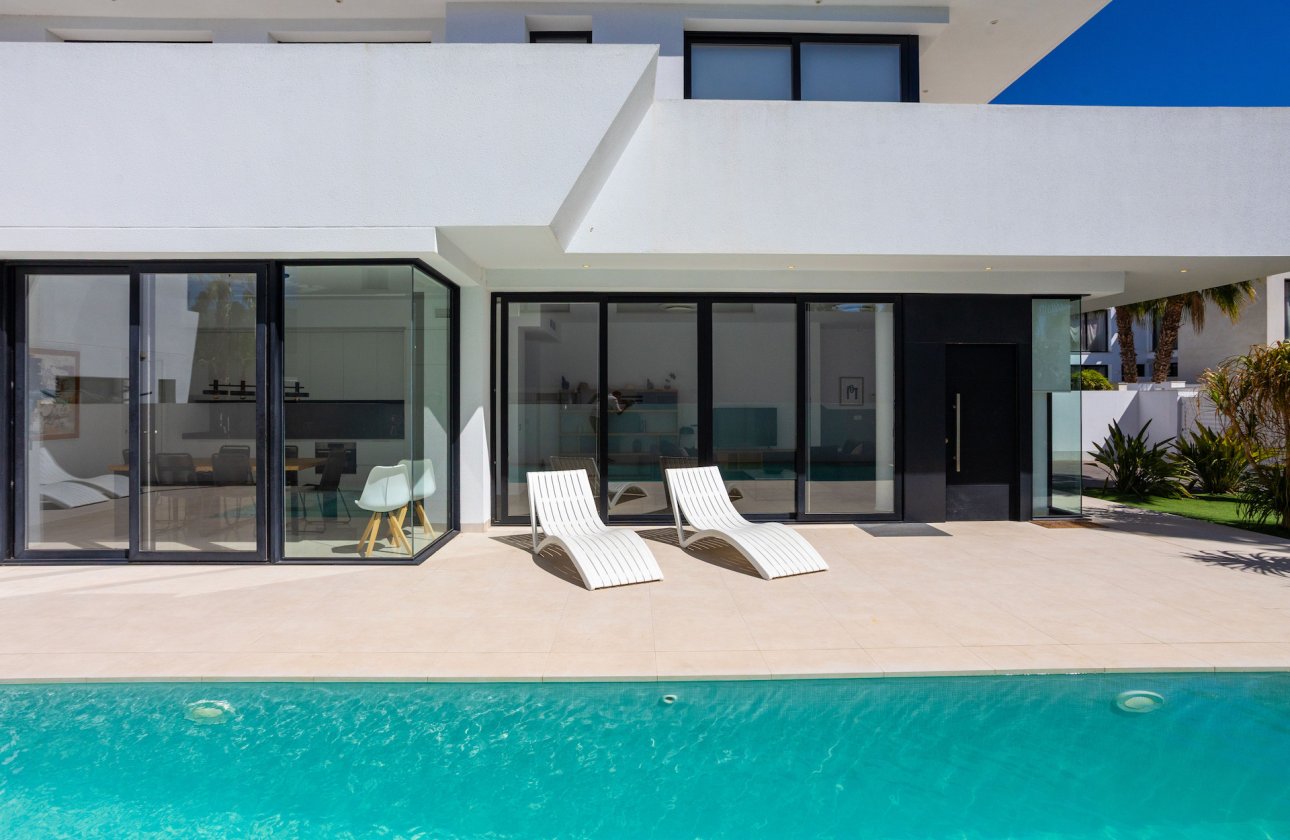 Resale - Villa -
Ciudad Quesada - Costa Blanca