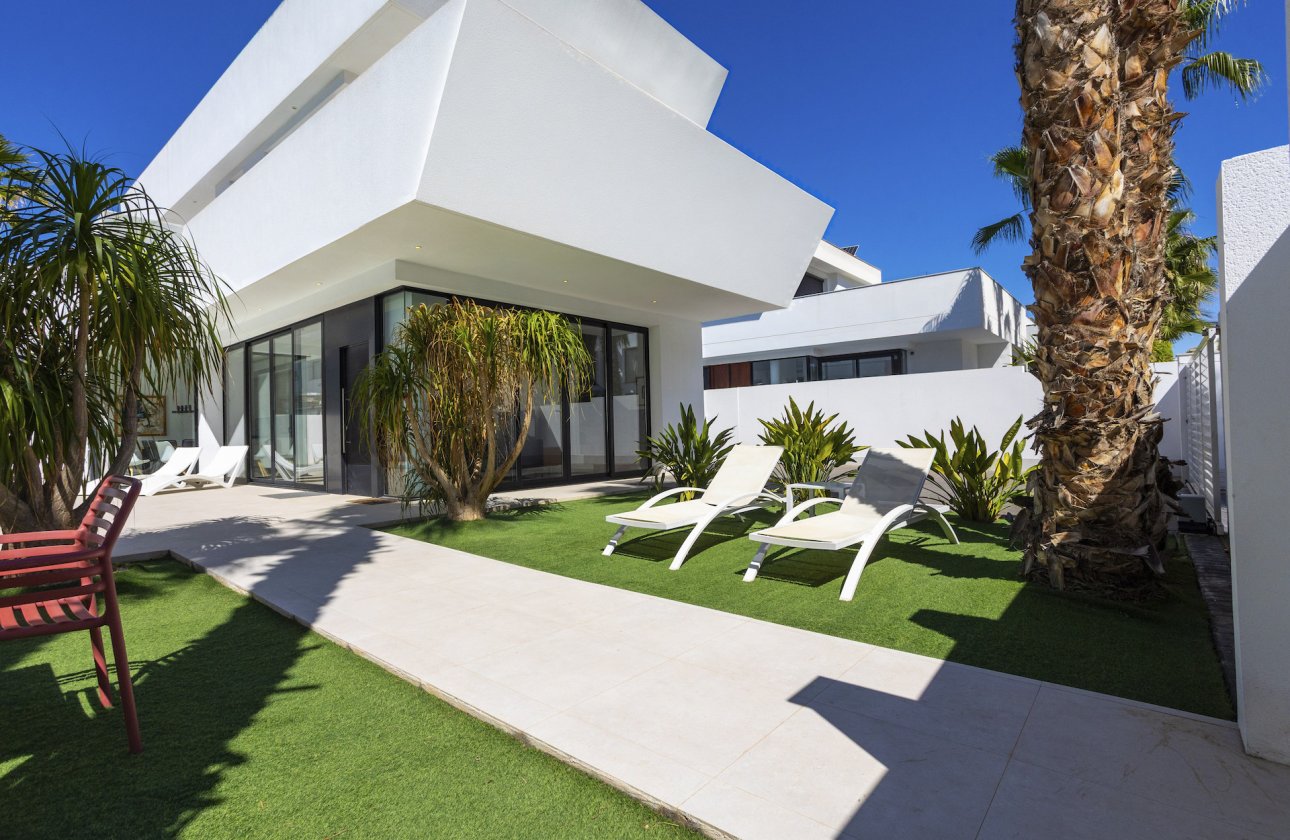 Resale - Villa -
Ciudad Quesada - Costa Blanca