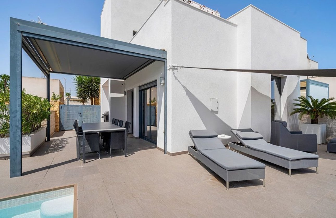 Resale - Villa -
Ciudad Quesada - Costa Blanca
