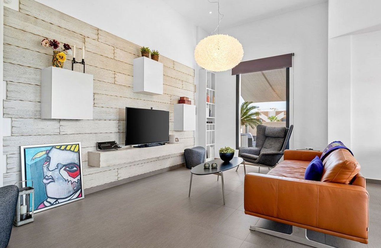 Resale - Villa -
Ciudad Quesada - Costa Blanca