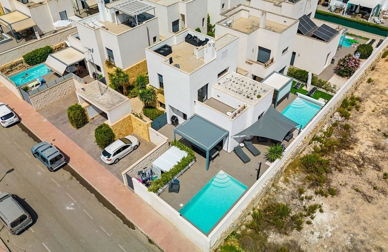 Resale - Villa -
Ciudad Quesada - Costa Blanca