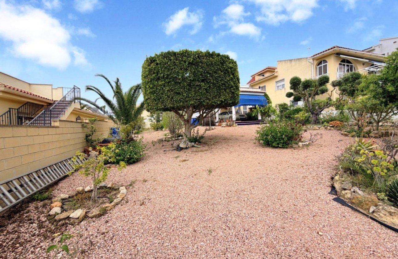 Resale - Villa -
Ciudad Quesada - Costa Blanca