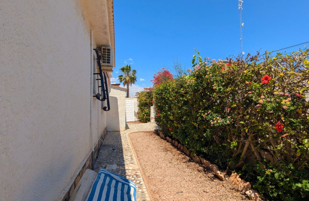 Resale - Villa -
Ciudad Quesada - Costa Blanca