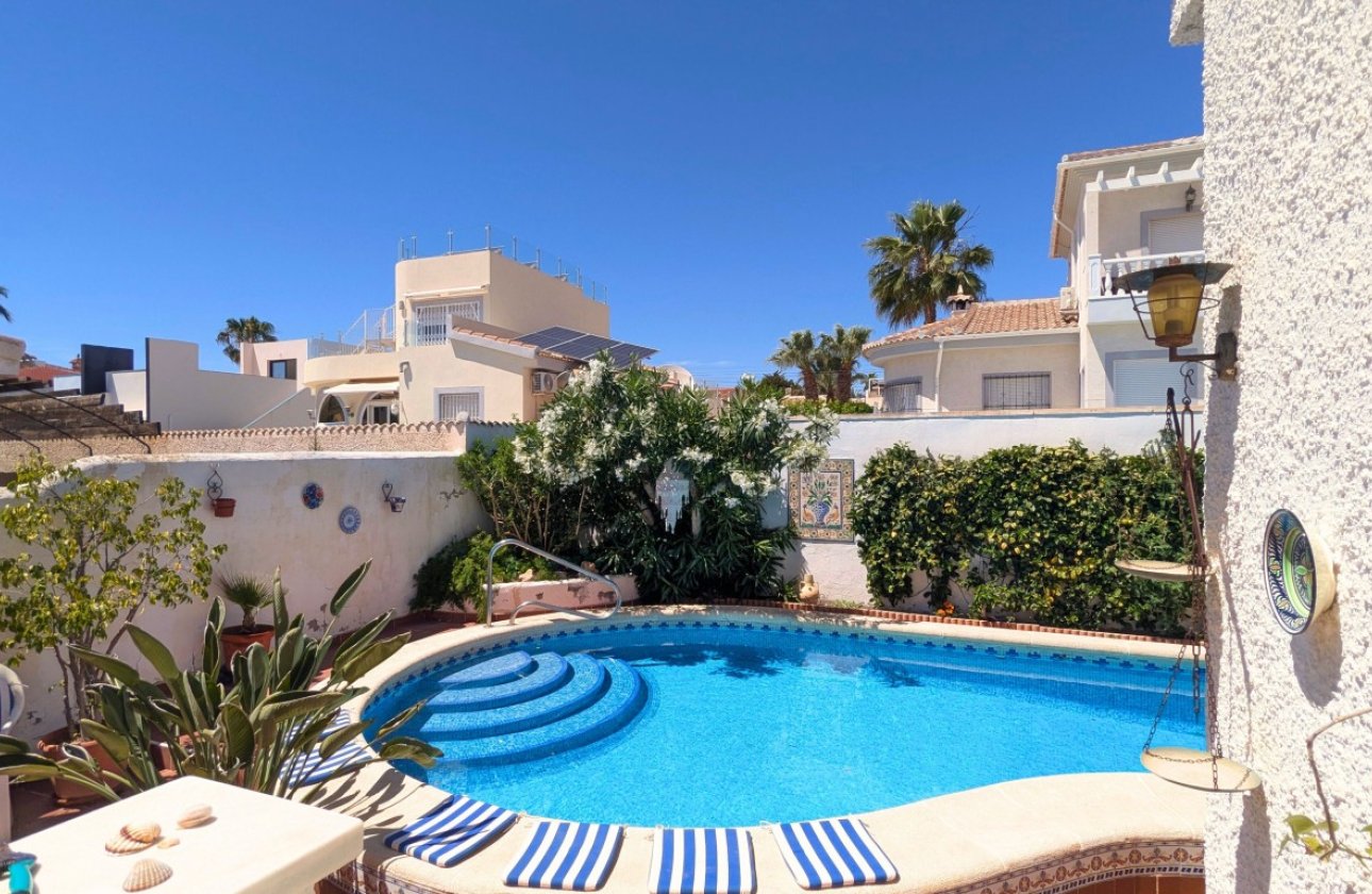 Resale - Villa -
Ciudad Quesada - Costa Blanca