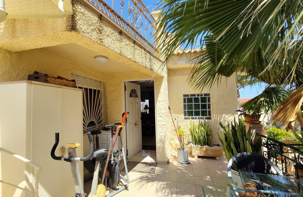 Resale - Villa -
Ciudad Quesada - Costa Blanca