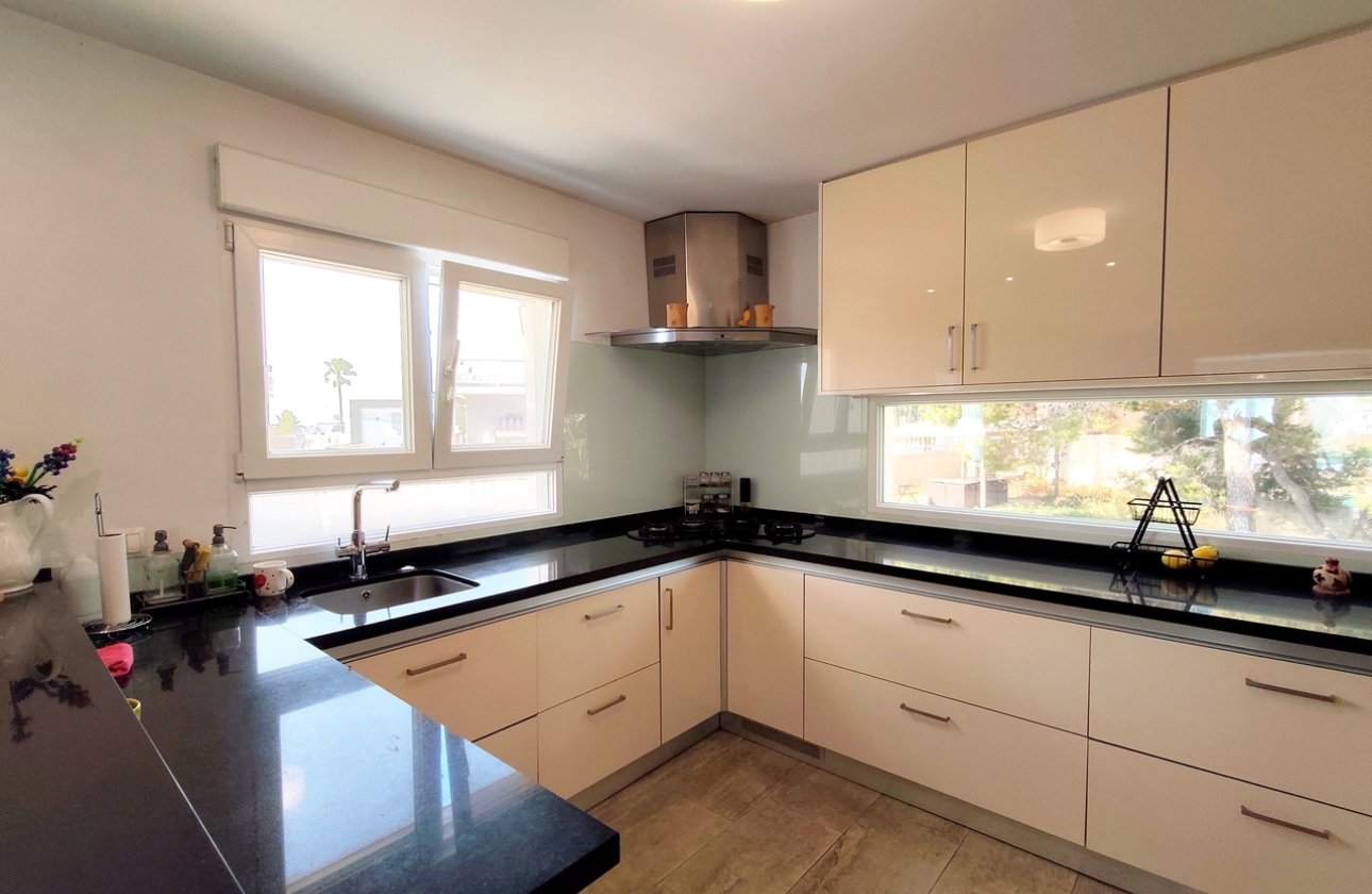 Resale - Villa -
Ciudad Quesada - Costa Blanca