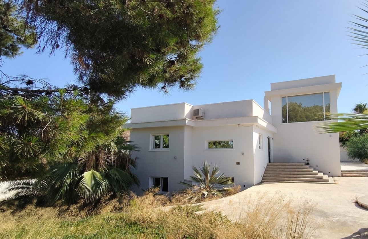 Resale - Villa -
Ciudad Quesada - Costa Blanca