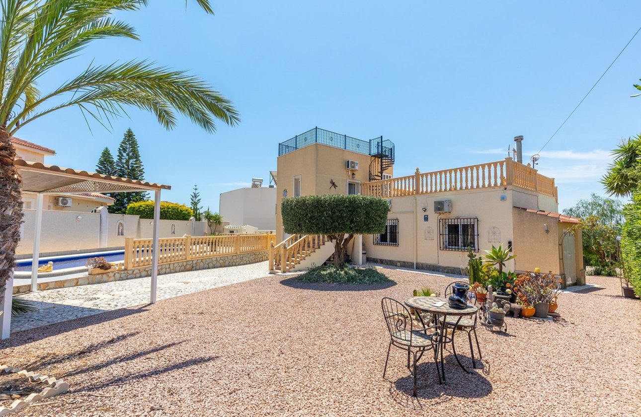 Resale - Villa -
Ciudad Quesada - Costa Blanca