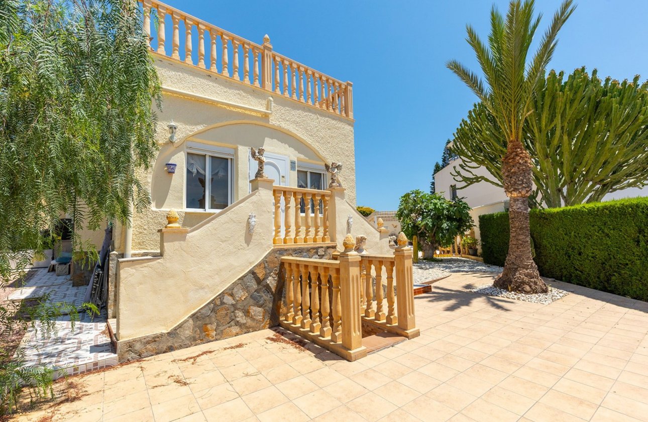 Resale - Villa -
Ciudad Quesada - Costa Blanca