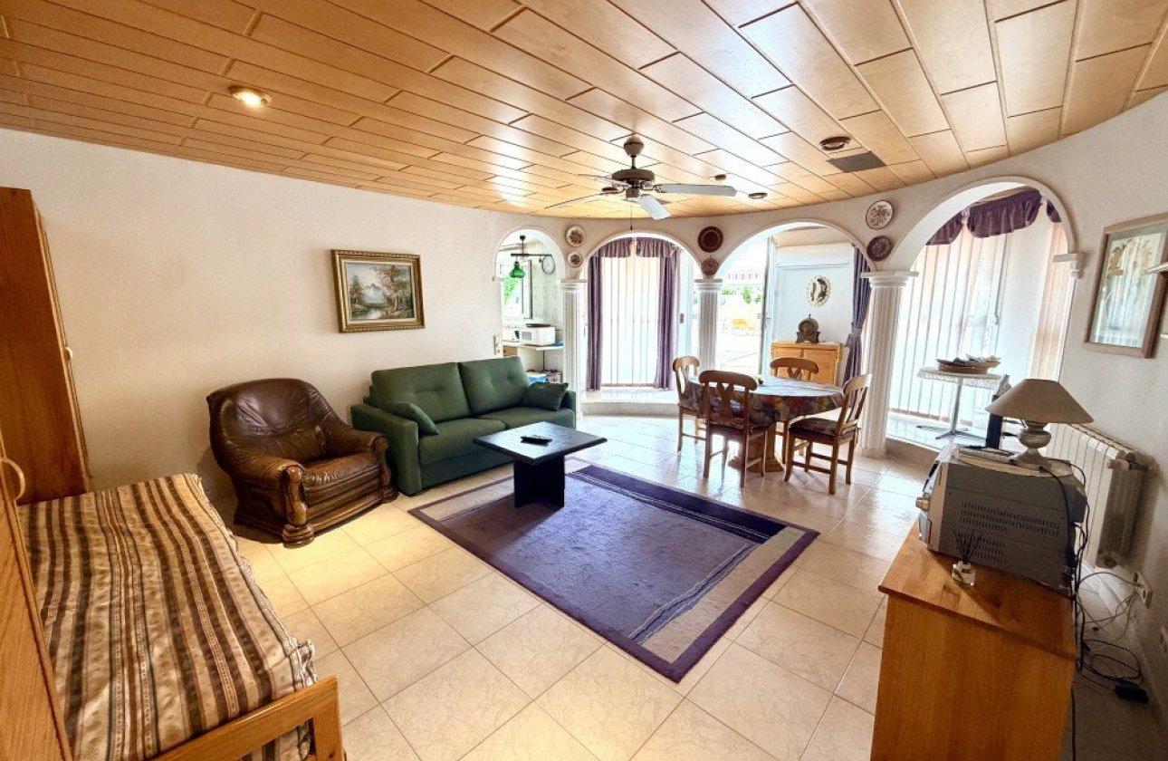 Resale - Villa -
Ciudad Quesada - Costa Blanca