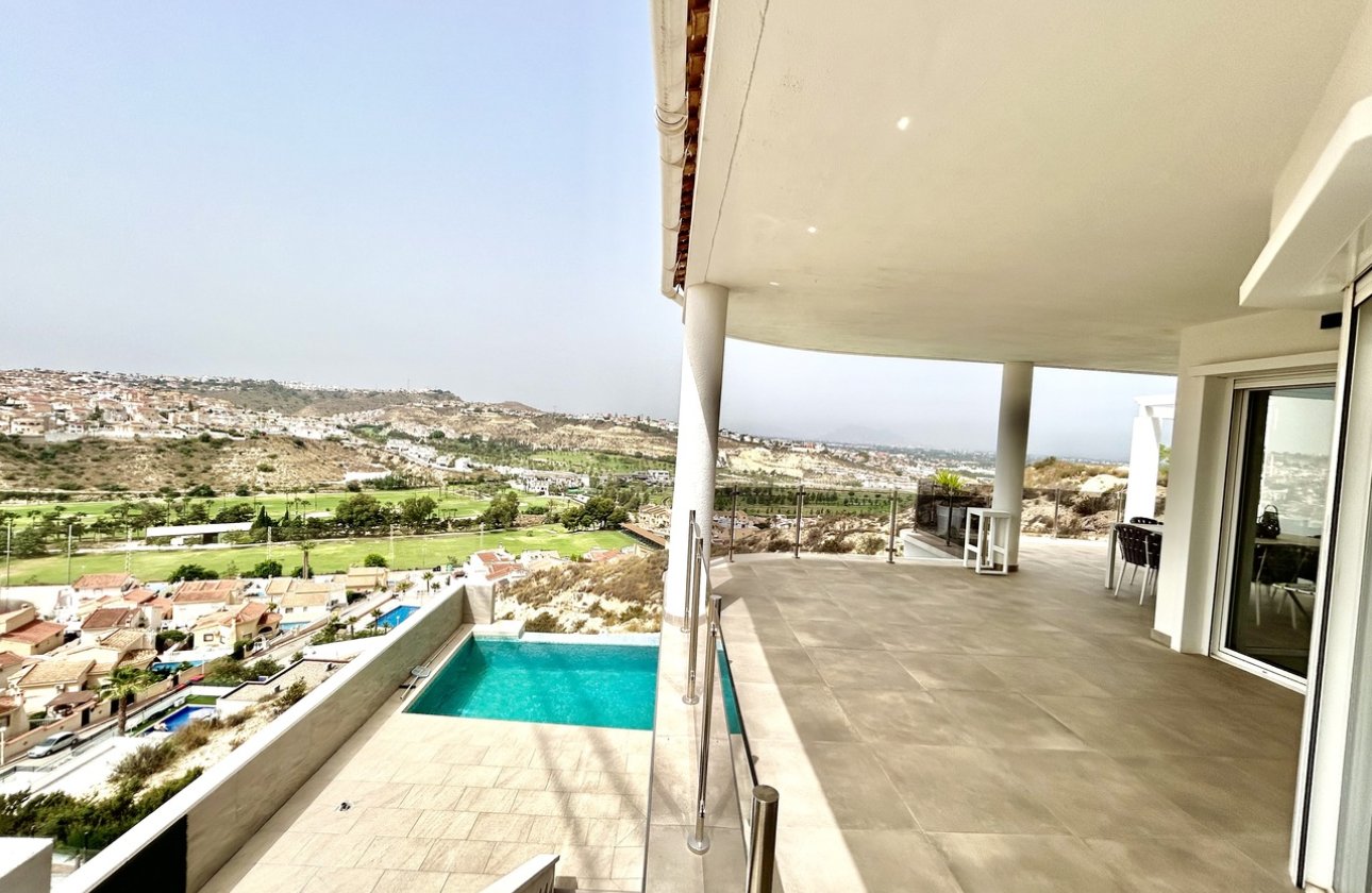 Resale - Villa -
Ciudad Quesada - Costa Blanca