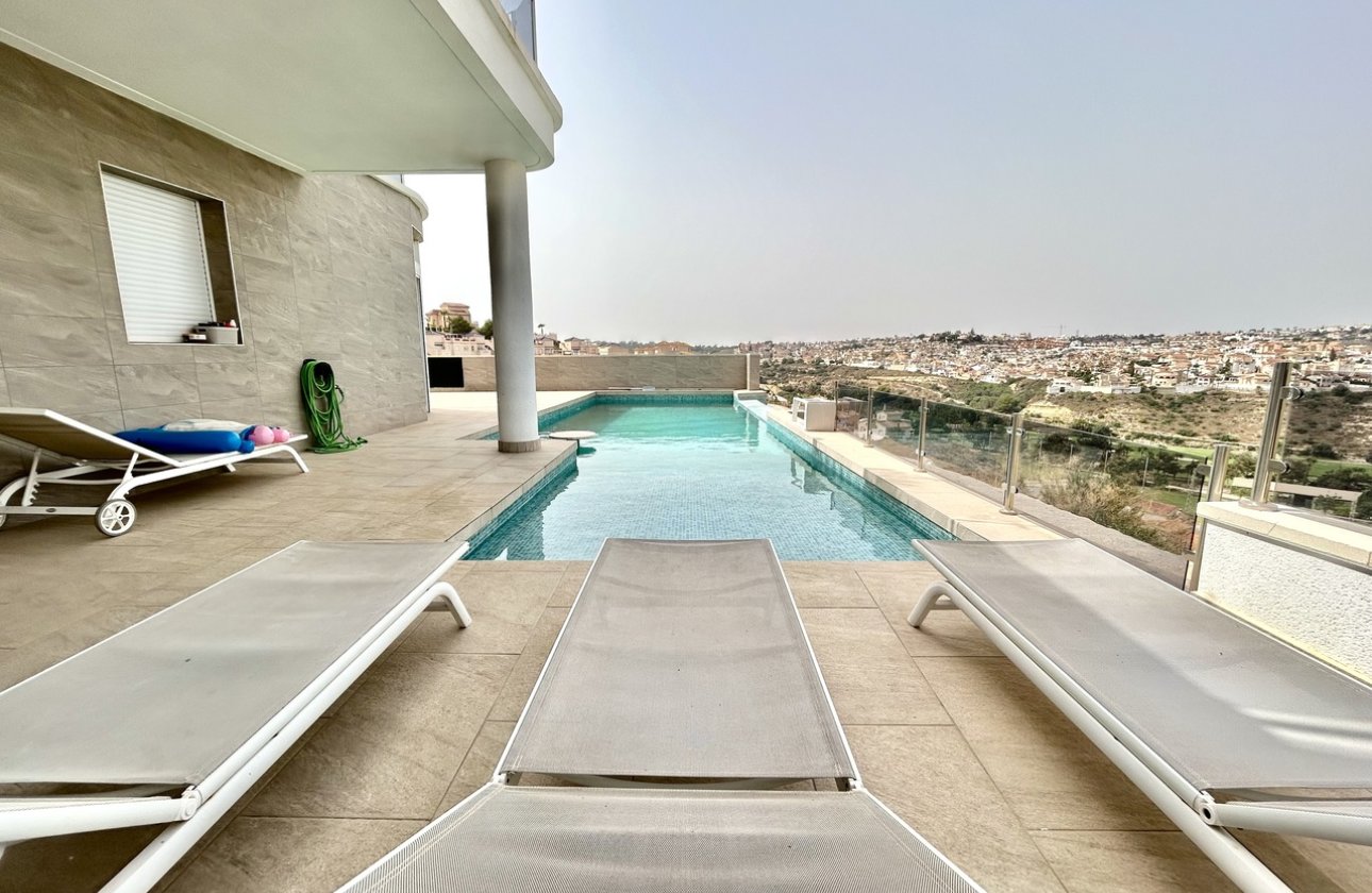 Resale - Villa -
Ciudad Quesada - Costa Blanca