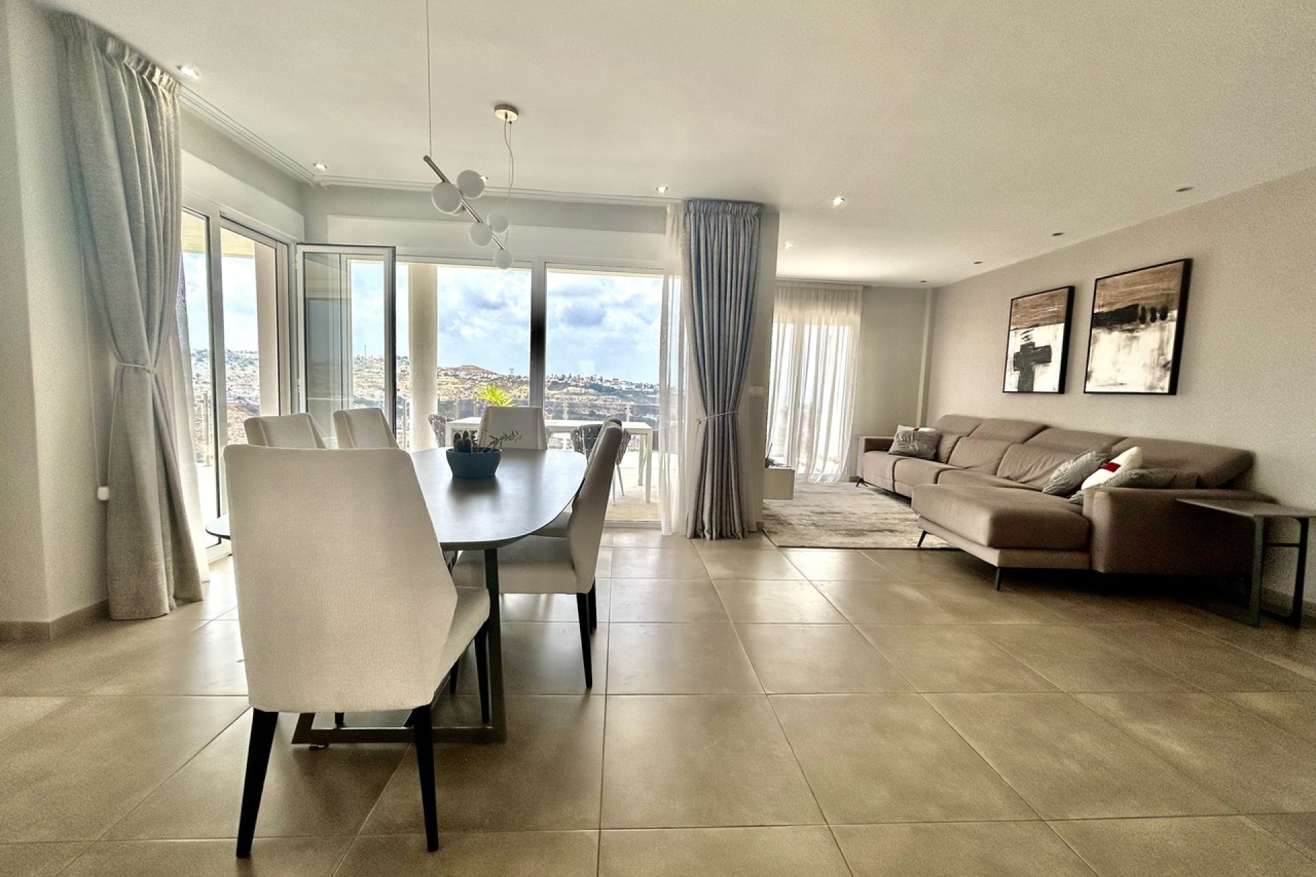 Resale - Villa -
Ciudad Quesada - Costa Blanca